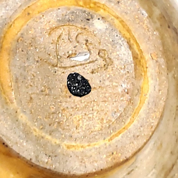 Vintage | Japanese Tea Bowl Style Pottery - Picture 10 of 11